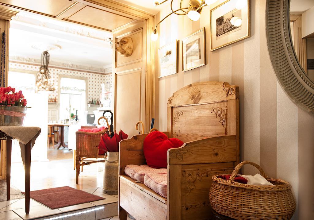 Heinsens Ellerbek Bed & Breakfast Ngoại thất bức ảnh
