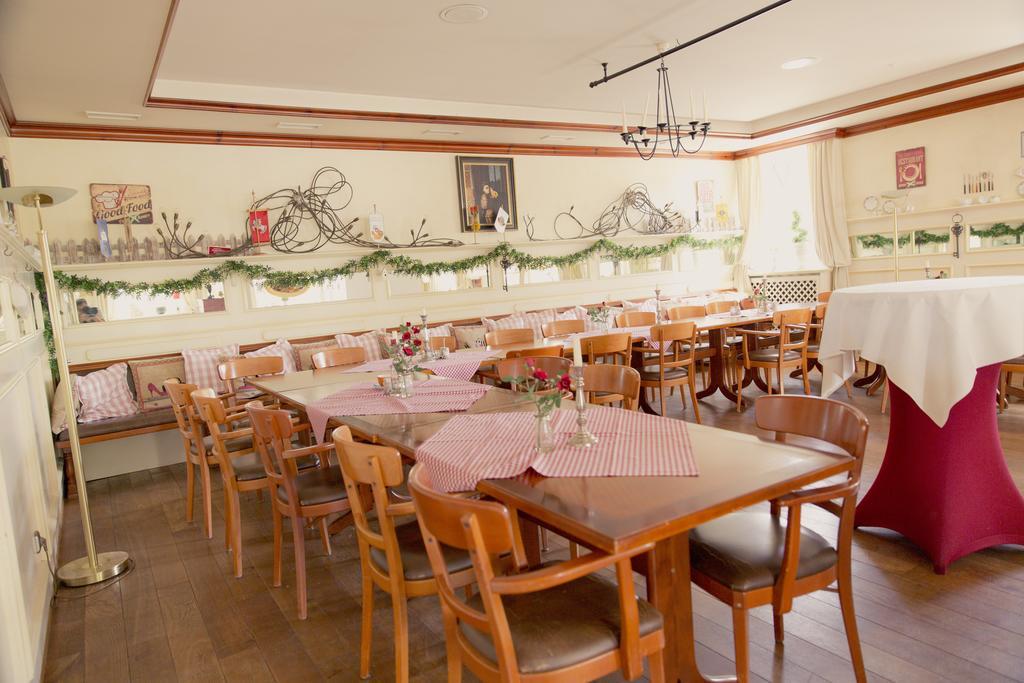 Heinsens Ellerbek Bed & Breakfast Ngoại thất bức ảnh