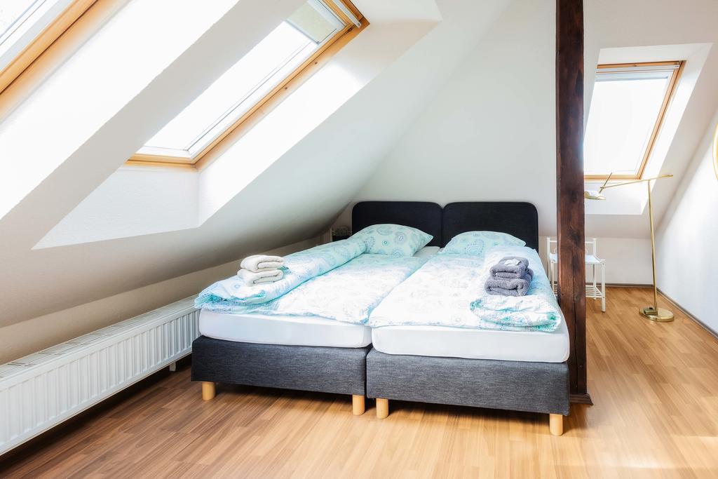 Heinsens Ellerbek Bed & Breakfast Ngoại thất bức ảnh