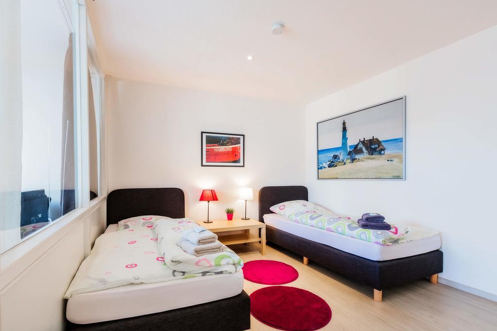 Heinsens Ellerbek Bed & Breakfast Ngoại thất bức ảnh
