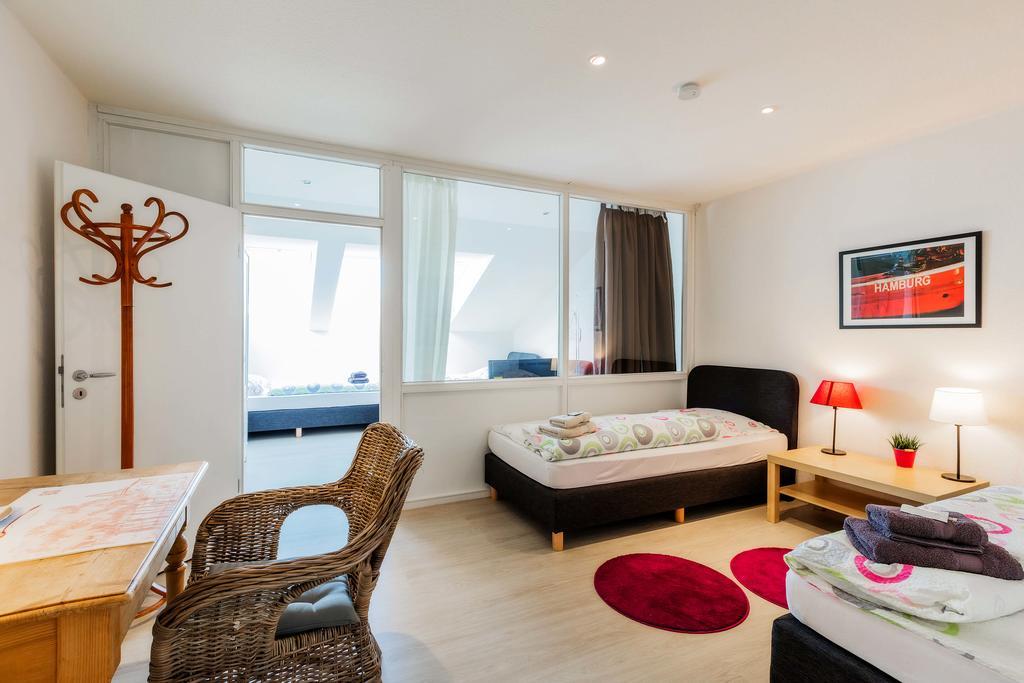 Heinsens Ellerbek Bed & Breakfast Ngoại thất bức ảnh